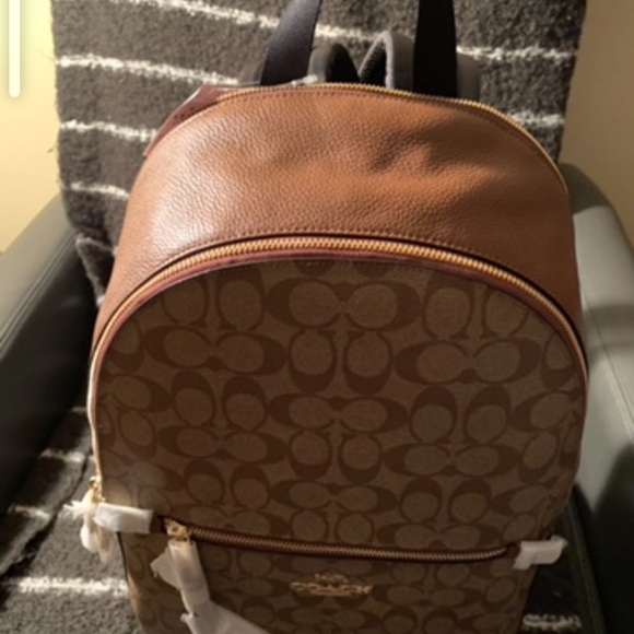 Coach, Coach signature C Design.NWT. Medium size - Picture 8 of 13
